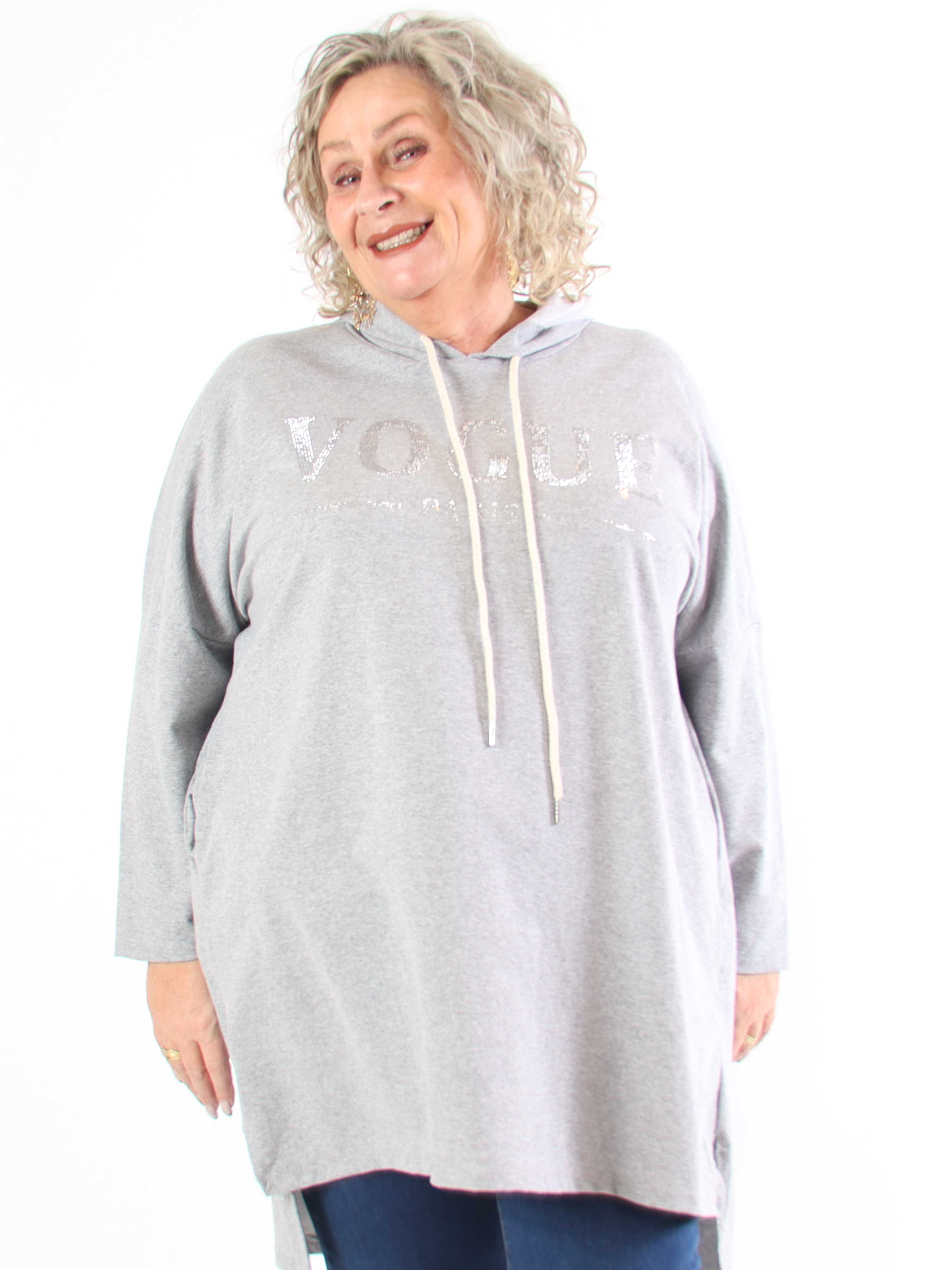 Vogue Hoodie - Plus size hoodie kjole med similisten